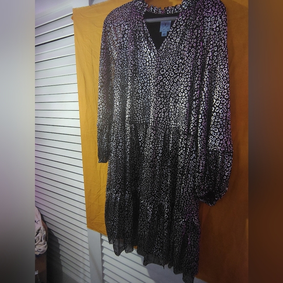 CeCe Black and Silver Animal Print Long Sleeve Dress - Picture 1 of 3